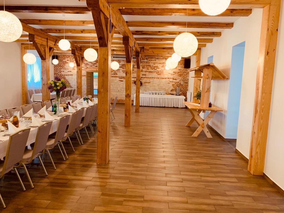 Arka Agroturyska Villa Kosin Екстериор снимка